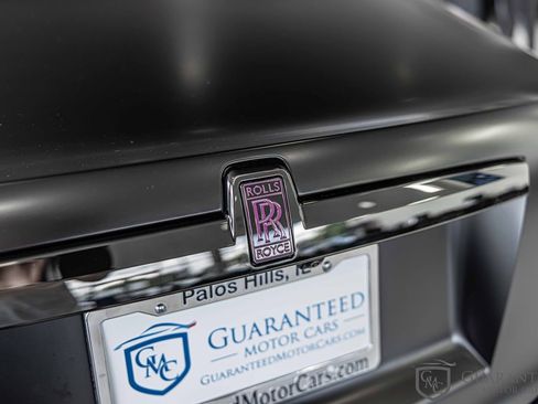 Used 2024 Rolls-Royce Ghost Black Badge image 17