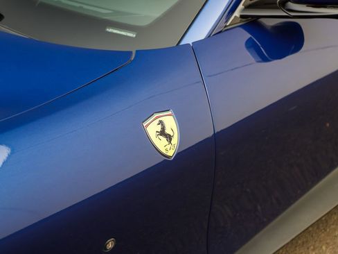 Certified 2022 Ferrari Roma image 21