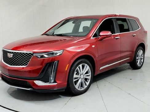 Certified 2024 Cadillac XT6 Premium Luxury image 1