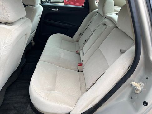 Used 2012 Chevrolet Impala LT image 21