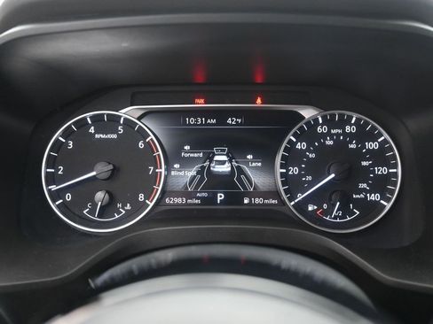 Used 2023 Nissan Rogue SV image 9