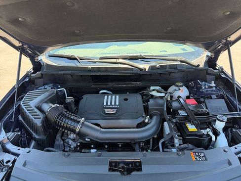 Used 2025 Cadillac XT6 Luxury AWD/4WD image 45