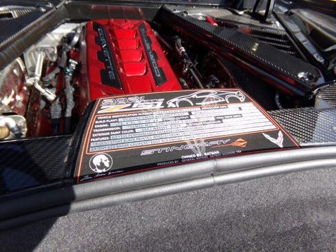 Used 2021 Chevrolet Corvette 3LT Z51 Coupe w/ Z51 Performance Package image 14