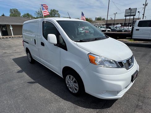 Used 2019 Nissan NV200 SV image 4