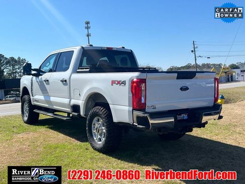 Used 2025 Ford F250 XLT w/ FX4 Off-Road Package image 3