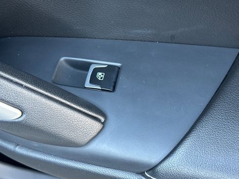 Used 2016 Chevrolet Corvette Stingray Coupe w/ 2LT Preferred Equipment Group image 18