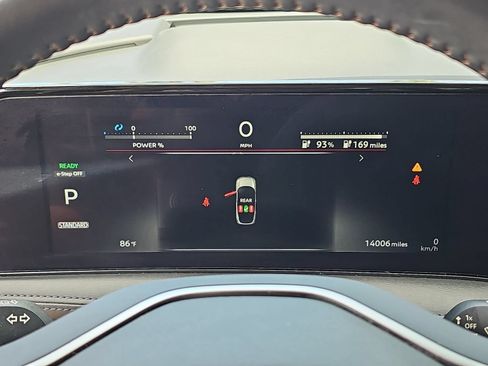 Used 2023 Nissan Ariya FWD image 17