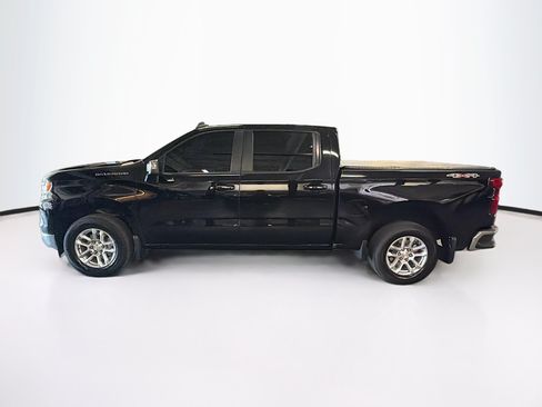Used 2023 Chevrolet Silverado 1500 LT w/ Protection Package AWD/4WD image 4