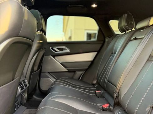 Used 2019 Land Rover Range Rover Velar R-Dynamic SE AWD/4WD image 12