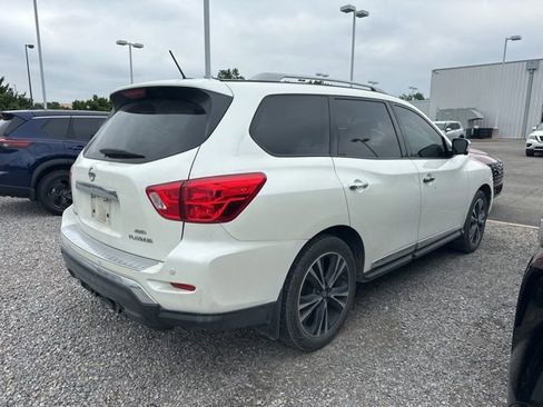 Used 2017 Nissan Pathfinder Platinum w/ Cargo Package AWD/4WD image 2