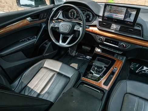Used 2021 Audi Q5 e Premium Plus w/ Premium Plus Package image 25