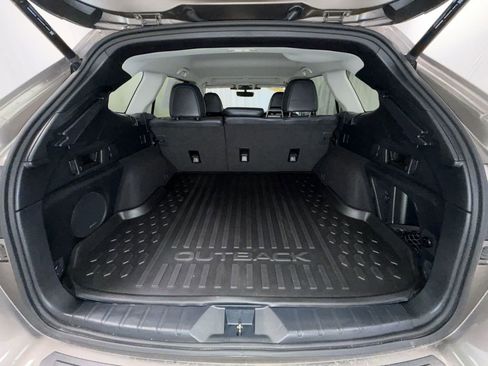 Used 2023 Subaru Outback Limited image 15