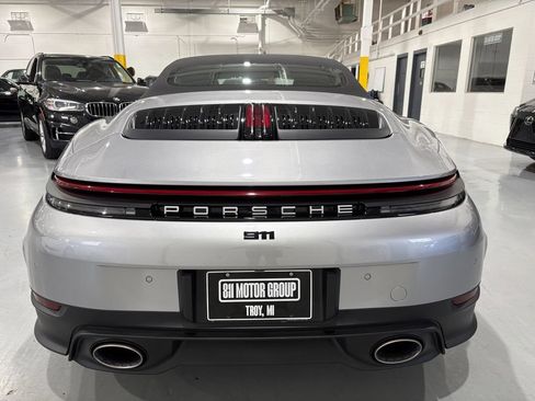 Used 2026 Porsche 911 Carrera RWD image 6