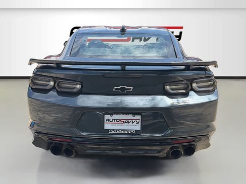 Used 2022 Chevrolet Camaro ZL1 RWD image 6