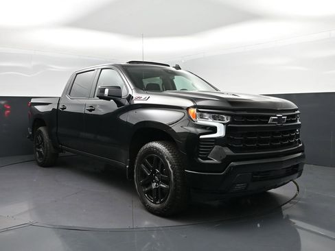 New 2026 Chevrolet Silverado 1500 RST w/ Z71 Off-Road Package AWD/4WD image 9