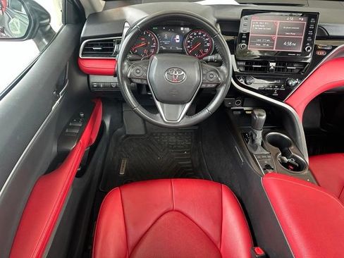Used 2022 Toyota Camry XSE FWD image 13