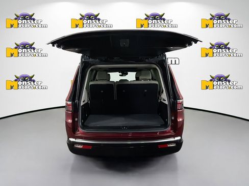 Used 2022 Jeep Wagoneer Series II w/ Premium Group I image 31