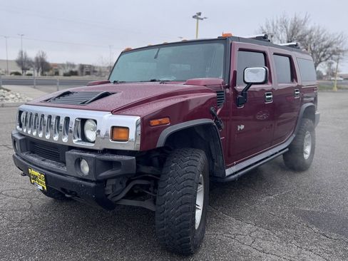 Used 2004 HUMMER H2 w/ Preferred Equipment Group image 4
