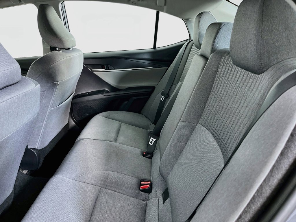 Used 2026 Toyota Camry LE FWD image 27