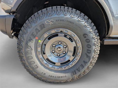 New 2025 Ford Bronco Big Bend w/ Black Diamond Package image 25
