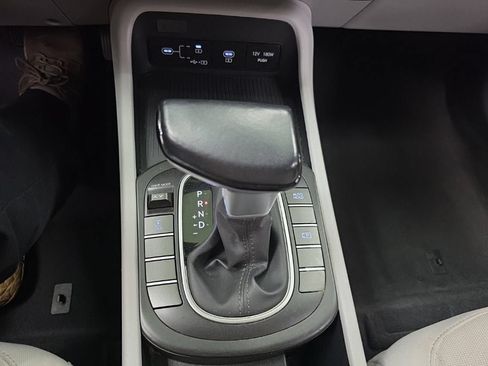 Used 2024 Hyundai Kona SEL AWD/4WD image 24