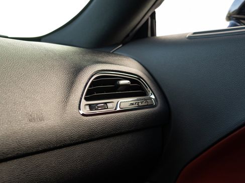 Used 2019 Dodge Challenger SRT Hellcat Redeye image 41