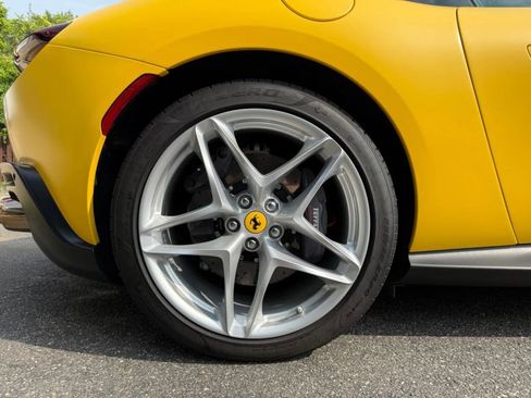 Used 2022 Ferrari Roma RWD image 37
