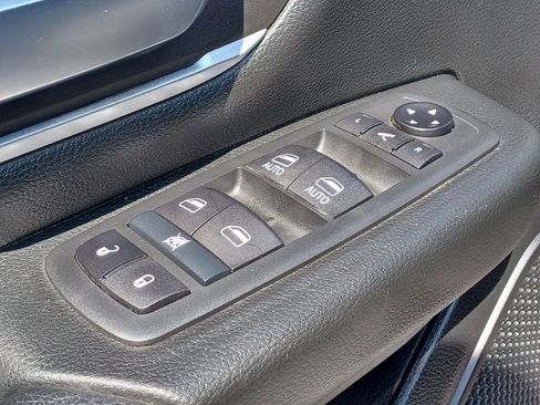 Used 2020 RAM 1500 Big Horn AWD/4WD image 8