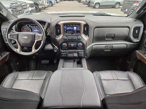 Used 2023 Chevrolet Silverado 2500 High Country image 29