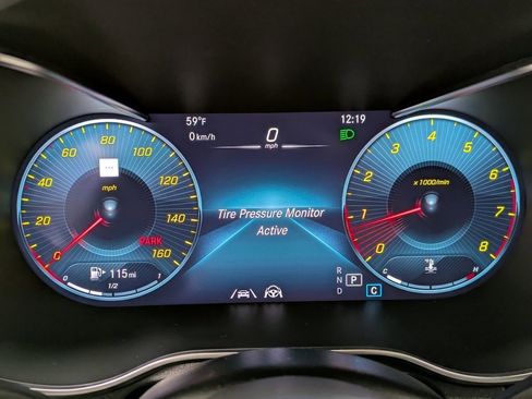 Used 2021 Mercedes-Benz GLC 300 4MATIC image 15