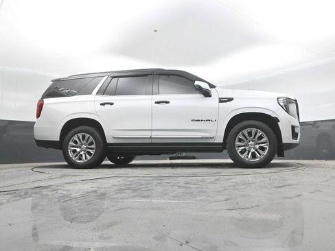 Used 2022 GMC Yukon Denali AWD/4WD image 30