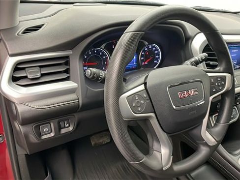 Certified 2023 GMC Acadia SLE w/ Driver Convenience Package image 12