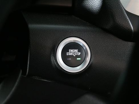 Used 2024 GMC Terrain SLE AWD/4WD image 31