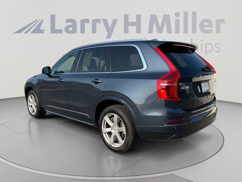 Used 2023 Volvo XC90 B5 Core AWD/4WD image 3