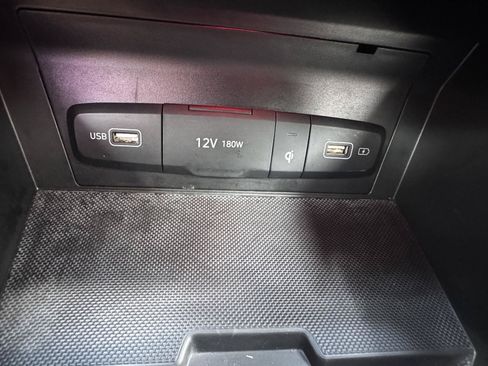 Used 2022 Hyundai Tucson Limited w/ Cargo Package AWD/4WD image 28