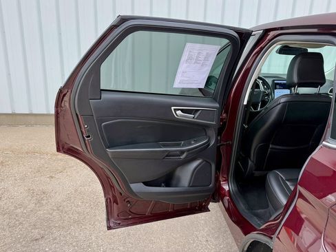 Used 2021 Ford Edge SEL w/ Convenience Package AWD/4WD image 15