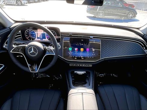 Used 2025 Mercedes-Benz E 350 Sedan image 14