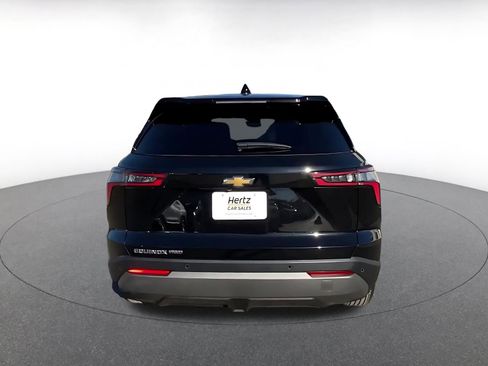 Used 2025 Chevrolet Equinox LT image 12