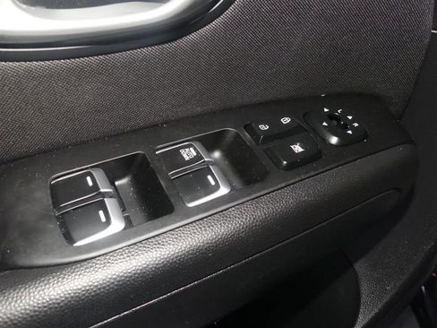 Used 2017 Kia Soul w/ Convenience Package image 19