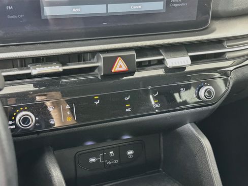 Used 2026 Kia Sportage LX FWD image 23