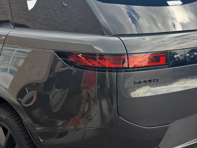 New 2026 Land Rover Range Rover Sport SE AWD/4WD image 23