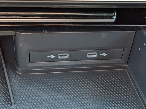 Certified 2025 Volkswagen Atlas SE AWD/4WD image 30