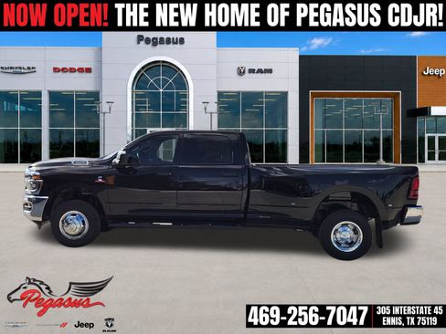 New 2026 RAM 3500 Tradesman AWD/4WD image 3