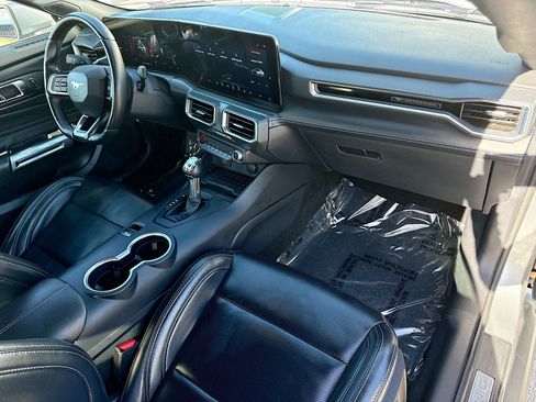 Used 2024 Ford Mustang Premium RWD image 13