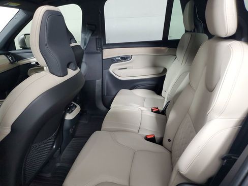 Certified 2026 Volvo XC90 B5 Plus w/ Protection Package AWD/4WD image 15