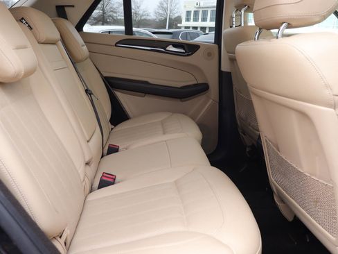 Used 2017 Mercedes-Benz GLE 350 image 16