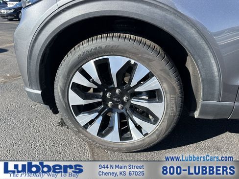 Used 2025 Ford Explorer Platinum w/ LUX Leather Package image 10