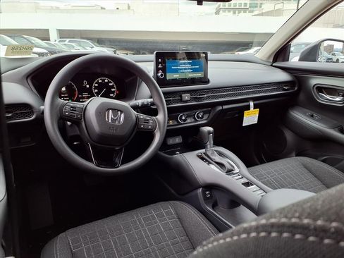 New 2025 Honda HR-V LX image 9