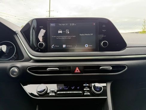Certified 2021 Hyundai Sonata SEL w/ Convenience Package FWD image 20