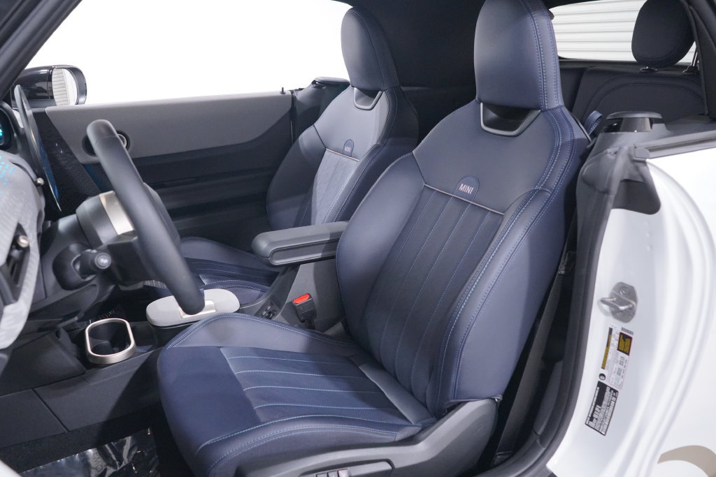 Used 2026 MINI Cooper S FWD image 7